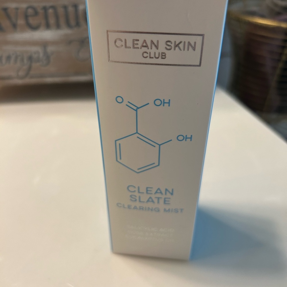 Clean Skin Club Clean Slate Clearing Mist